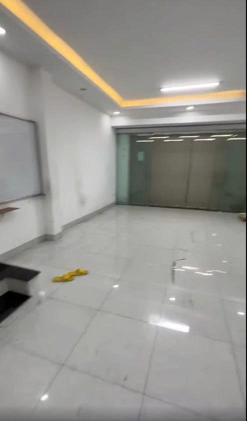 Cho thuê nhà Phân Lô ô tô Phùng Khoang, 5 tầng x 65m2, MT4.5m, 4 ngủ, 32 Triệu - Ảnh 4